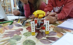 Taller robòtica amb LEGO WeDo