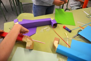 Taller construcció Periscopis Extraescolars Barcelona
