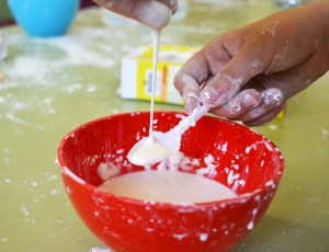 Oobleck fluid no newtonià taller extraescolar química
