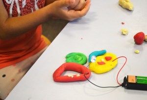 Taller Squishy Circuits