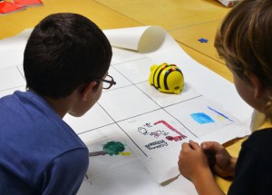 Tallers Robòtica Bee-Bot i Blue-Bot