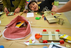 Tallers extraescolars - Cotxes propulsats amb globus