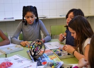 Tallers Extraescolars Ciència Molècules