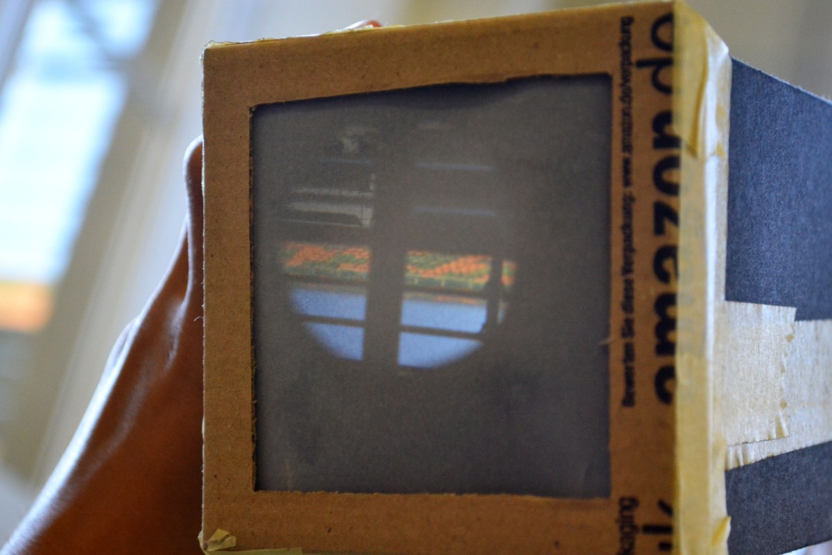 Tallers Extraescolars Ciència Cambra Fosca / Càmera Obscura Barcelona