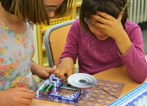 Tallers Extraescolars Ciència Efectes Òptics Barcelona