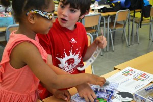 Tallers Extraescolars Ciència Efectes Òptics Barcelona