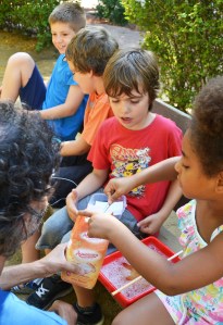 Tallers Extraescolars Ciència Bombolles Barcelona