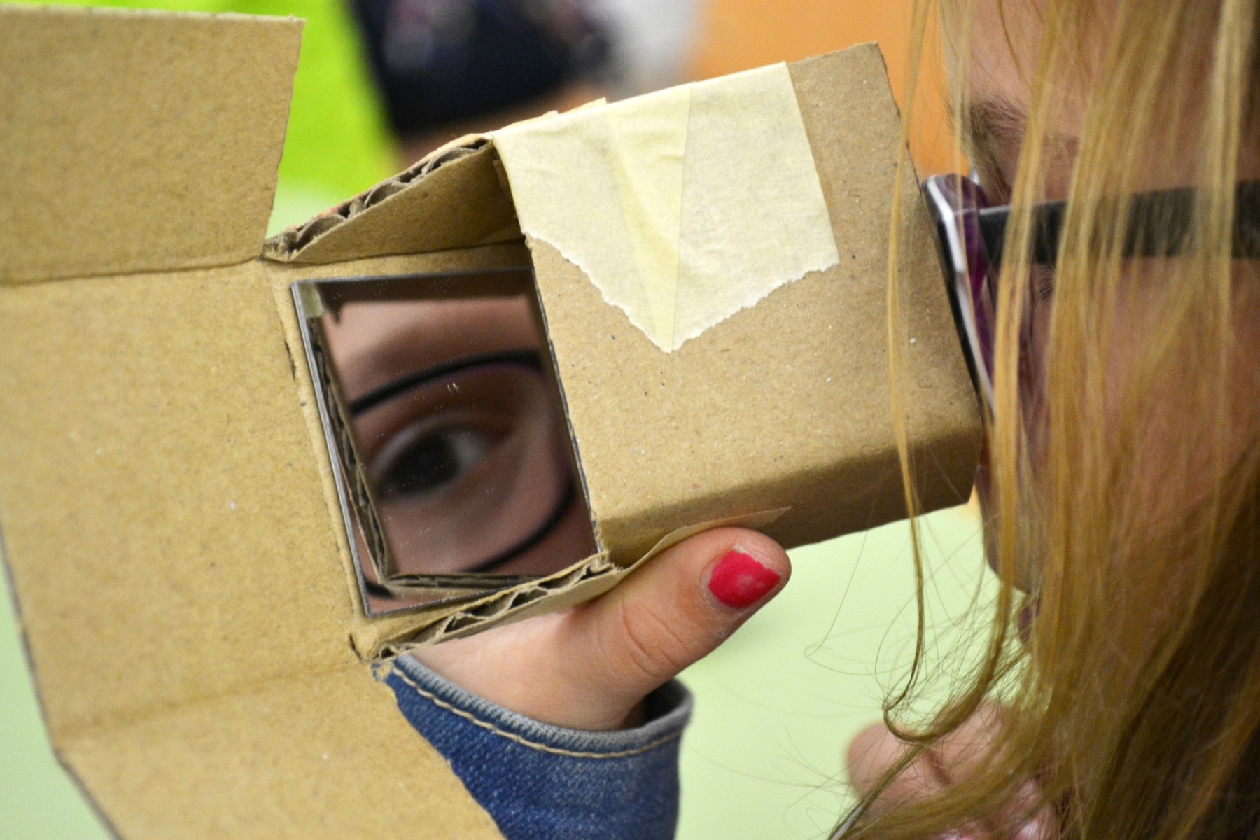 Taller construcció Periscopis Extraescolars Ciència Barcelona