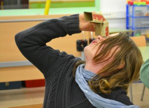 Taller construcció Periscopis Extraescolars Ciència Barcelona