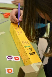 Taller construcció Periscopis Extraescolars Ciència Barcelona