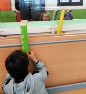 Taller construcció Periscopis Extraescolars Ciència Barcelona