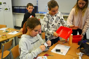 Taller Empremtes dactilars Dactiloscòpia Extraescolars Barcelona