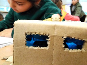 Taller Cotxes Elèctrics Extraescolars STEAM Barcelona