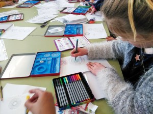 Taller Espirògraf Extraescolars STEAM Barcelona