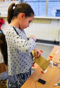 Taller Cotxes Elèctrics Extraescolars STEAM Barcelona