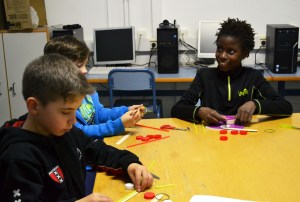 Taller Cotxes Elèctrics Extraescolars STEAM Barcelona