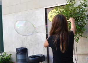 Tallers Extraescolars Ciència Bombolles Barcelona