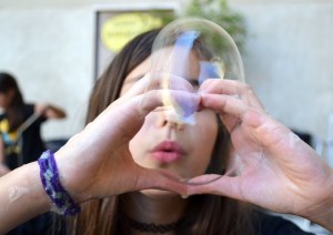 Tallers Extraescolars Ciència Bombolles Barcelona