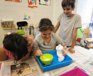 Tallers Extraescolars Ciència Badalona Fluids no-newtonians