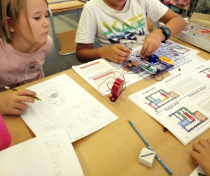 Tallers Extraescolars Ciència Badalona Circuits Elèctrics