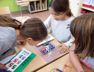 Taller extraescolar circuits elèctrics Snap Circuits STEM