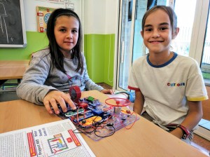 Taller extraescolar circuits elèctrics Snap Circuits STEM