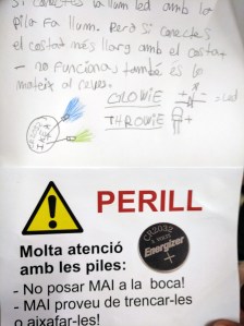 Tallers Extraescolars Ciència Circuits Elèctrics Throwies