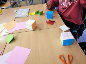 Tallers extraescolars Barcelona Ciència Sòlids Platònics Origami