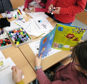 Tallers Extraescolars Barcelona Ciència Molècules Aminoàcids