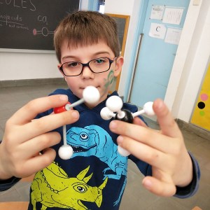 Tallers Extraescolars Barcelona Ciència Molècules Aminoàcids