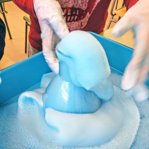 Tallers Extraescolars Química peròxid hidrogen Barcelona