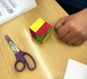 Tallers extraescolars Barcelona Ciència Sòlids Platònics Origami