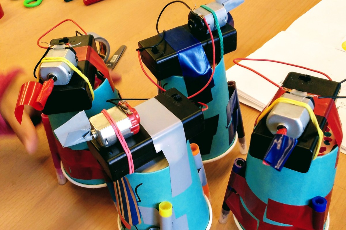 Taller Robòtica Drawbots Extraescolars STEAM