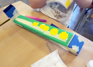 Taller construcció Periscopis Extraescolars Ciència Badalona