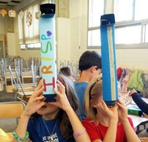 Taller construcció Periscopis Extraescolars Ciència Badalona