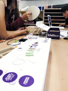 Tallers extraescolars STEAM Barcelona Circuits elèctrics littleBits