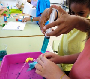 Taller Extraescolar Ciència Física Hidràulica STEAM Barcelona