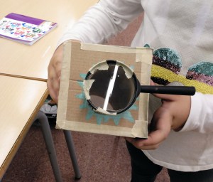 Tallers Extraescolars Ciència Cambra Fosca Càmera Obscura STEAM Barcelona