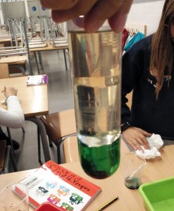 Tallers extraescolars química-física densitat dels líquids