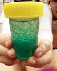 Tallers extraescolars química-física densitat dels líquids