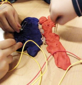 Tallers Extraescolars Ciència STEAM Circuits Play-Doh