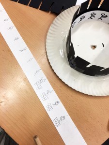 Taller Construcció Zoòtrop Extraescolars STEAM