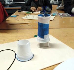 Tallers Extraescolars Ciència STEAM Circuits Elèctrics