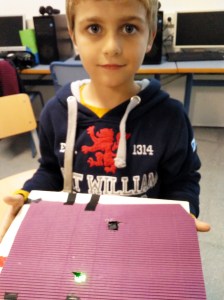 Tallers Extraescolars Ciència STEAM Circuits Elèctrics