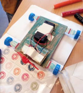 Taller Cotxes Elèctrics Extraescolars STEAM