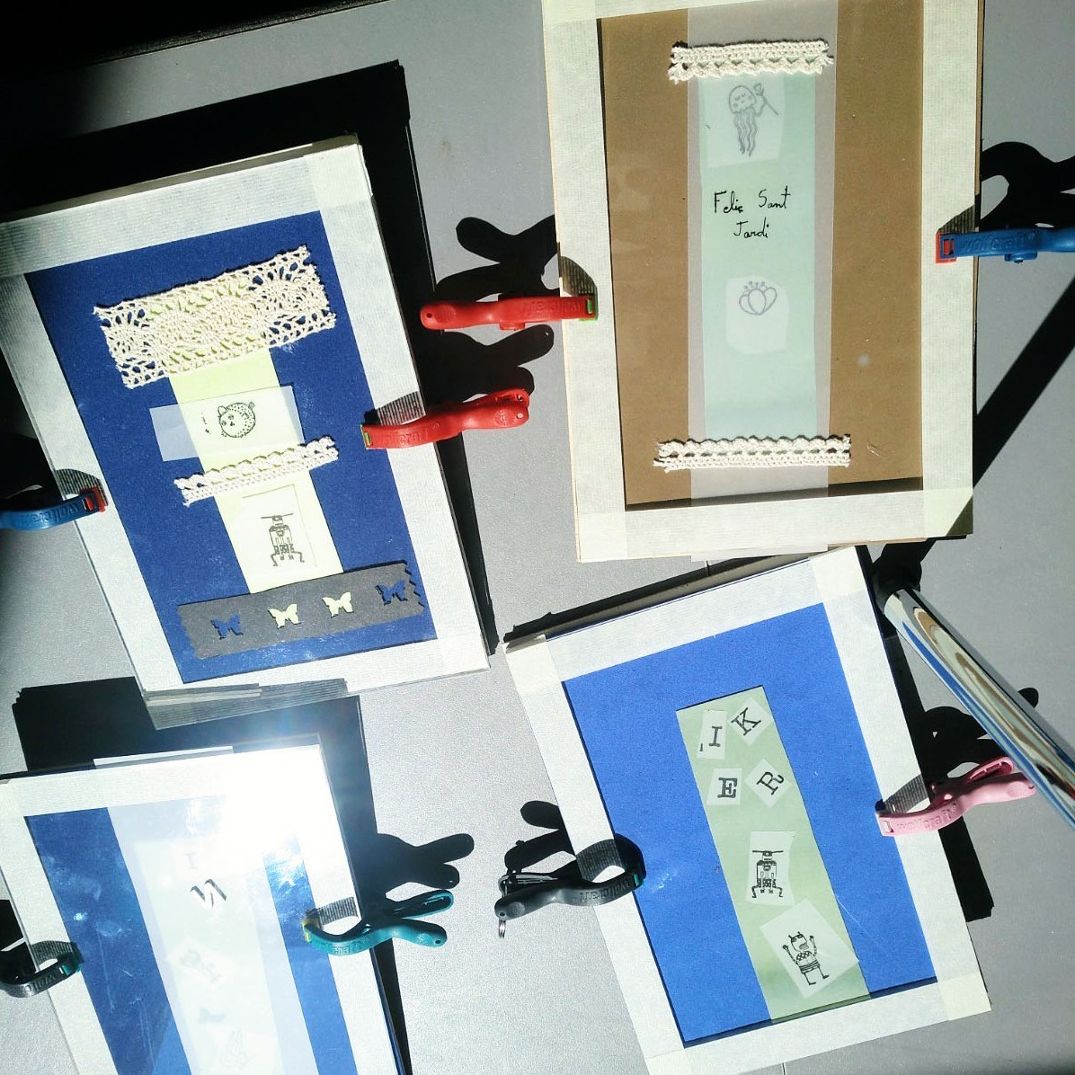 Taller Cianotípia Biblioteques STEAM Sant Jordi Punts Llibre