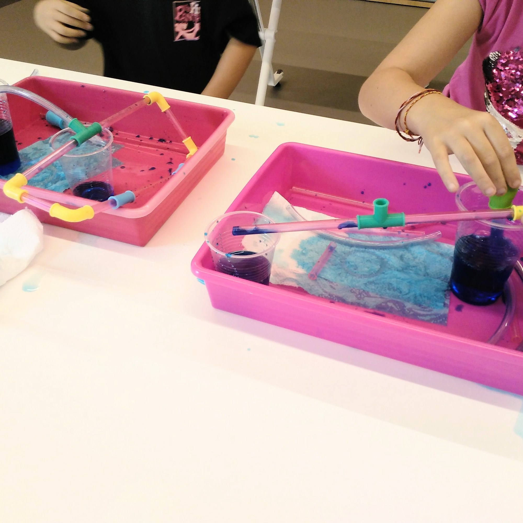 Taller Ciència Física Hidràulica STEAM Escoles Biblioteques