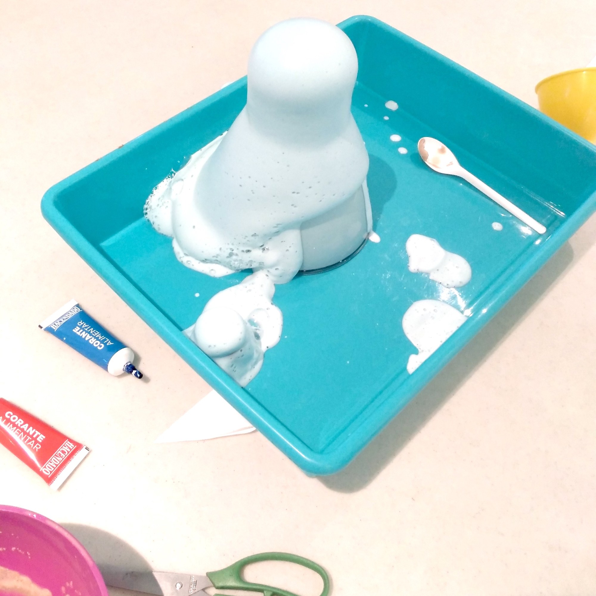 Tallers Ciència Química peròxid hidrogen STEAM