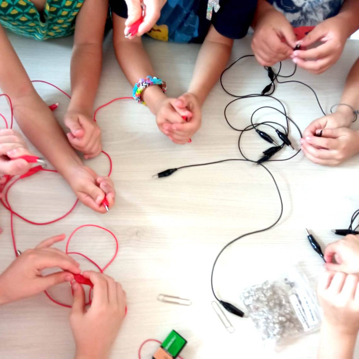 Tallers Ciència Tecnologia STEAM Circuits Elèctrics