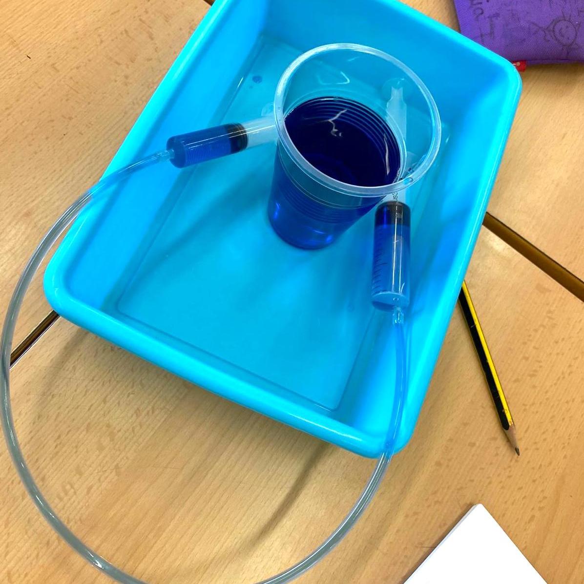 Taller Ciència Física Hidràulica STEAM